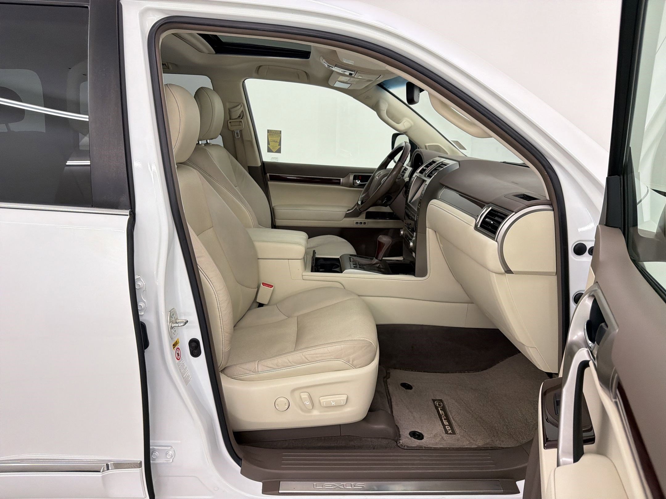 Used 2018 Lexus GX 460 Premium image 29