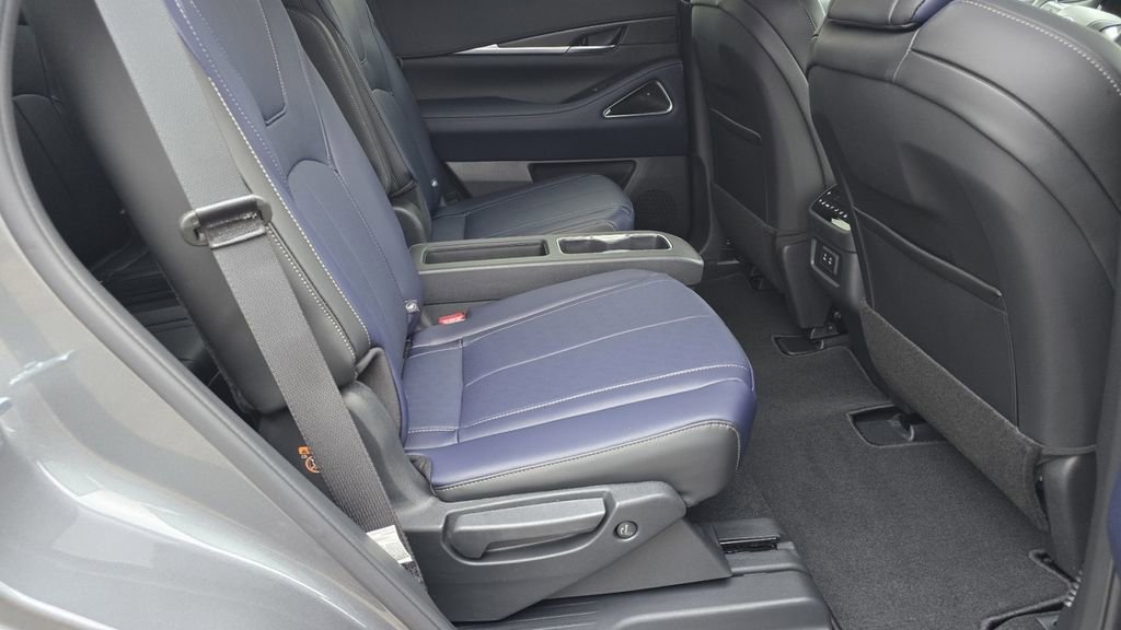 New 2026 INFINITI QX60 Sport image 22