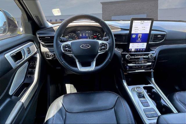Certified 2022 Ford Explorer Limited w/ Limited Technology Package image 8