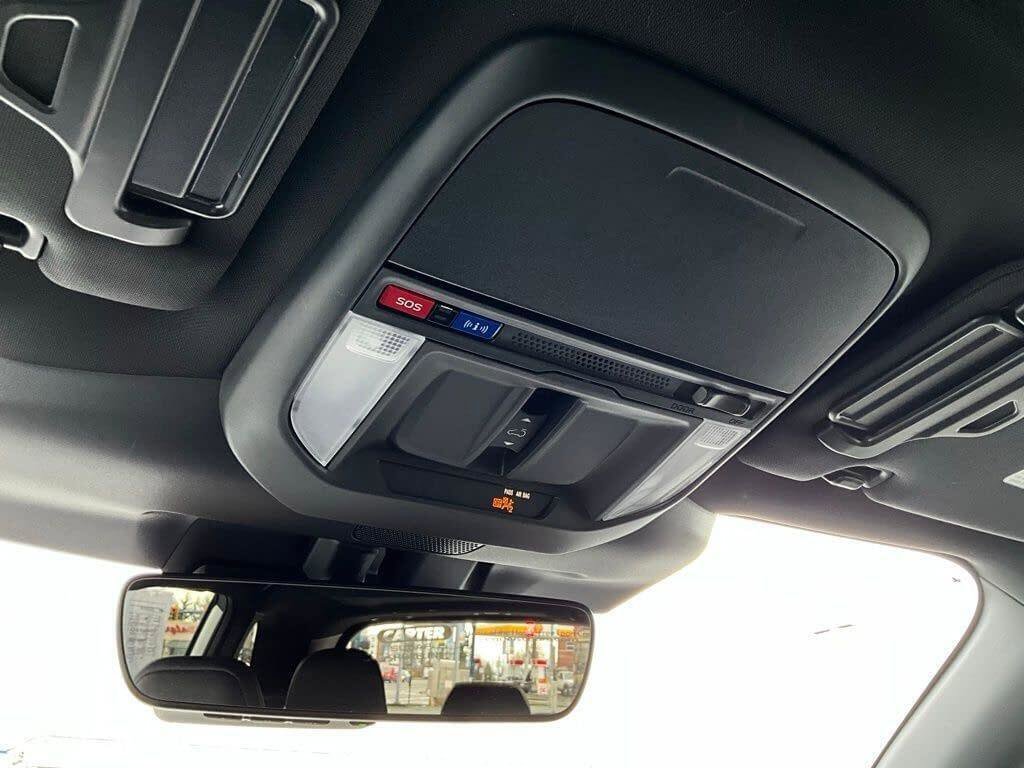 Used 2025 Subaru Forester Sport image 16