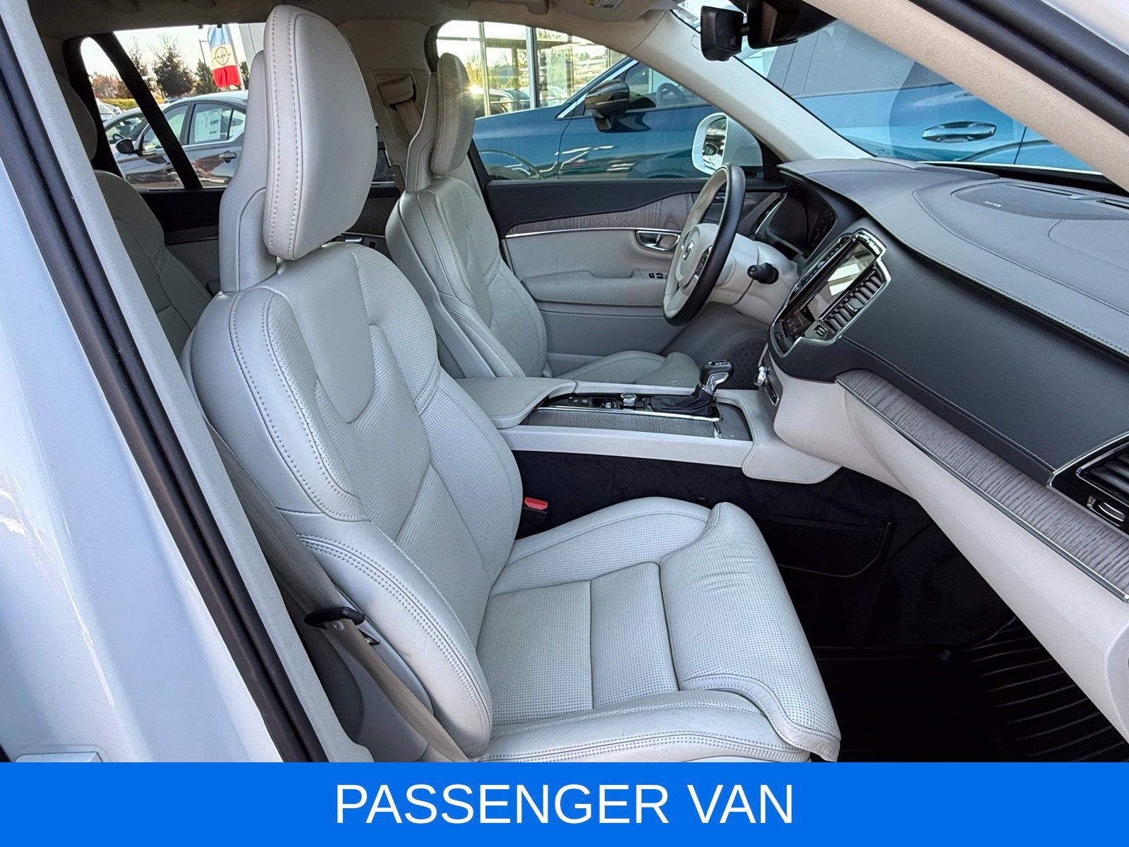 Used 2021 Volvo XC90 T6 Inscription w/ Advanced Package AWD/4WD image 24