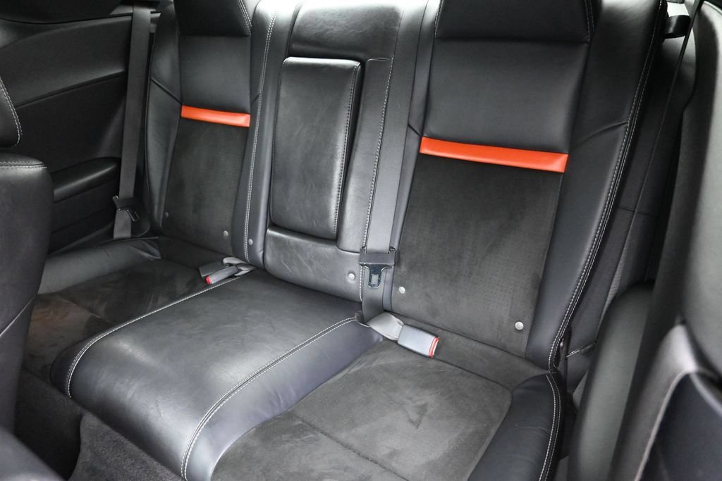 Used 2009 Dodge Challenger SRT8 RWD image 15