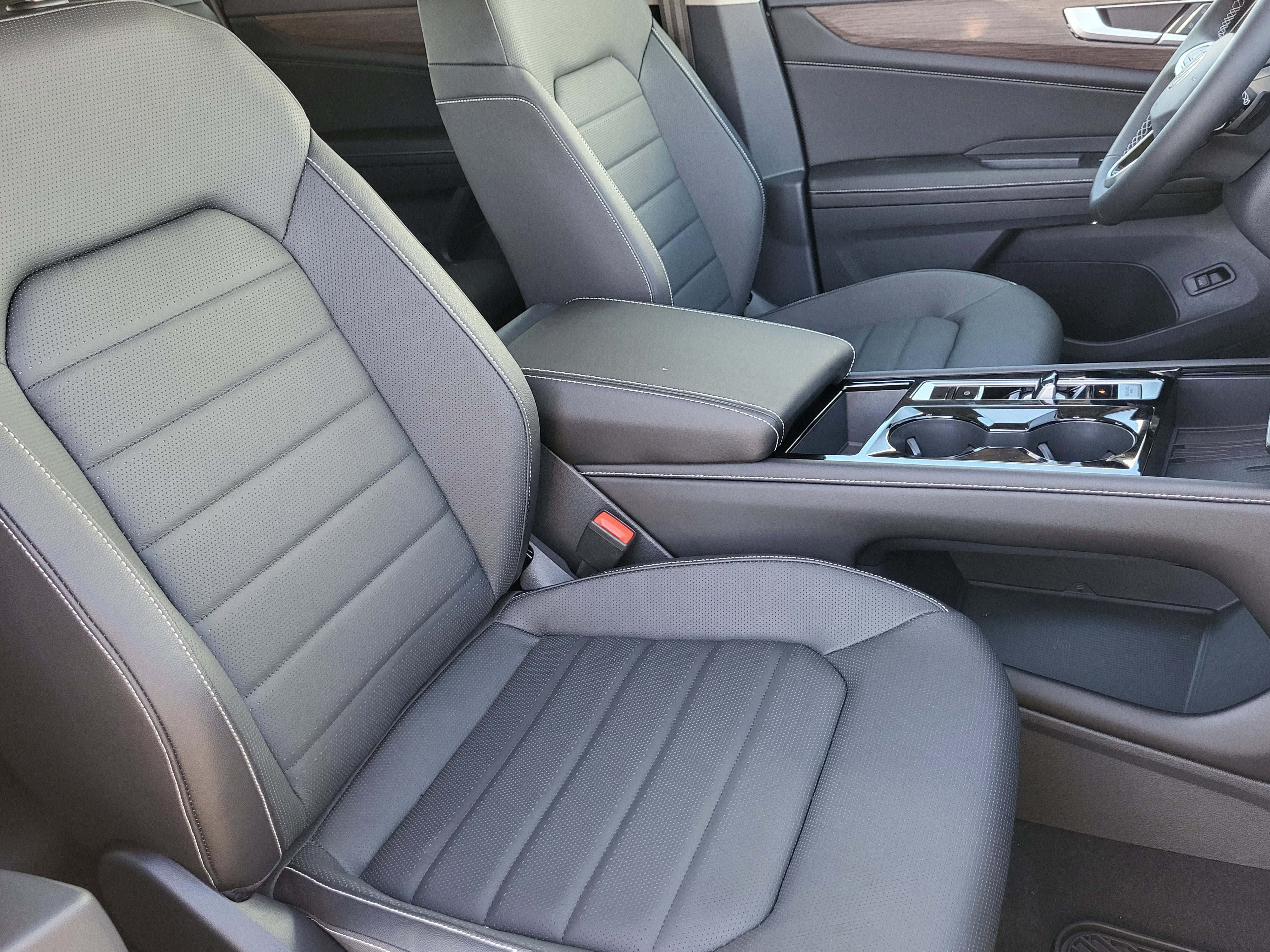 New 2026 Volkswagen Atlas SEL image 25