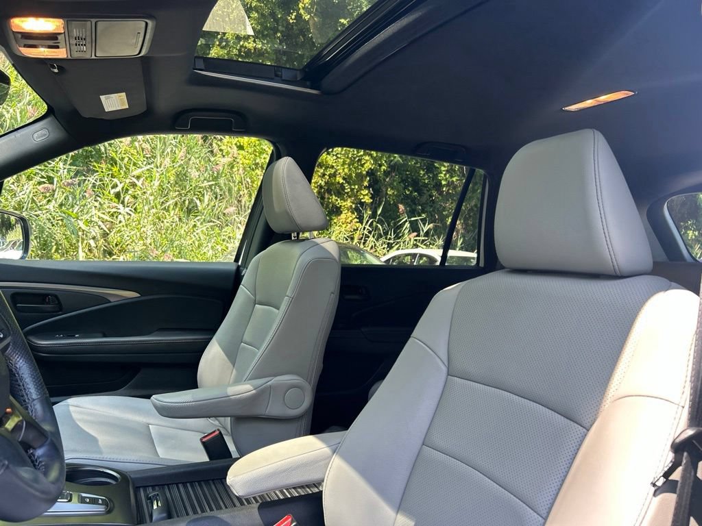 Used 2023 Honda Passport EX-L image 13