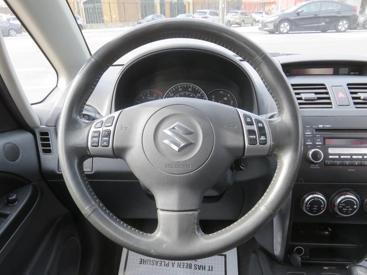 Used 2008 Suzuki SX4 AWD Hatchback w/ Touring Pkg image 14