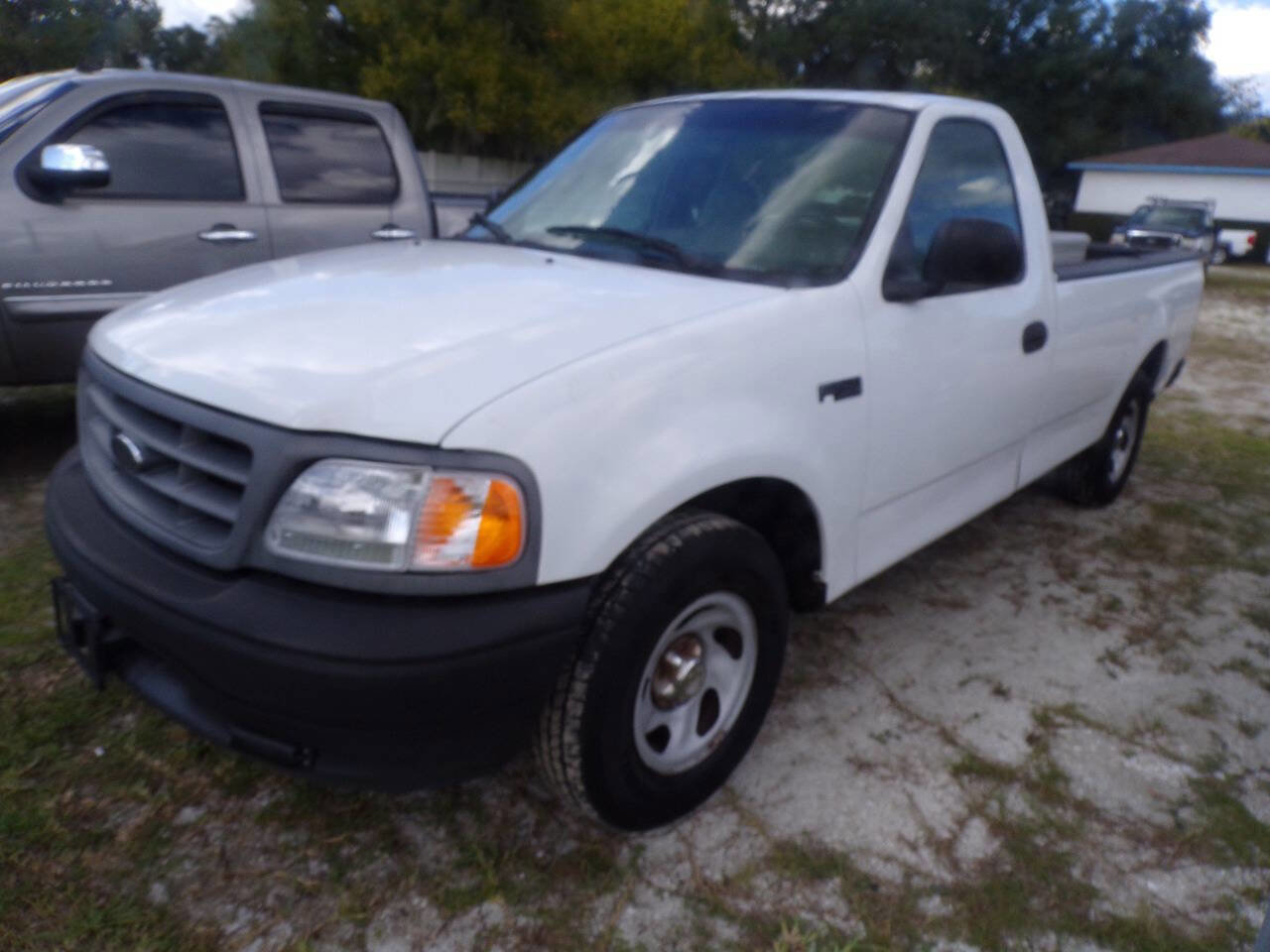 Used 2000 Ford F150 2WD Regular Cab image 1