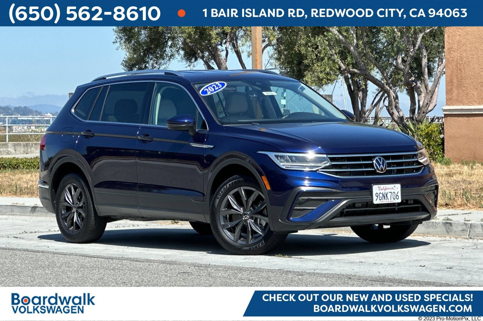 Used 2023 Volkswagen Tiguan SE FWD image 1