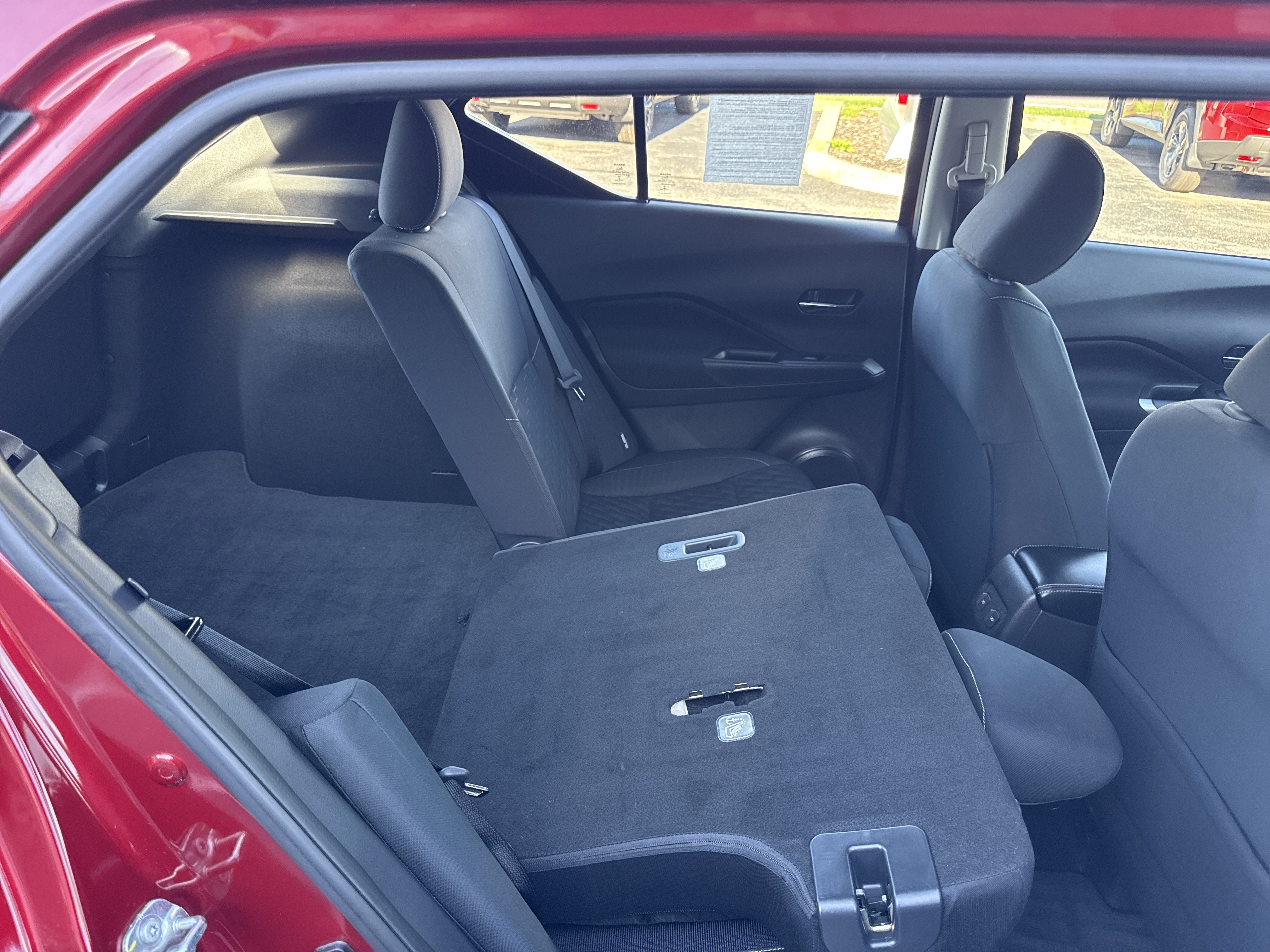 Used 2021 Nissan Kicks SV FWD image 14