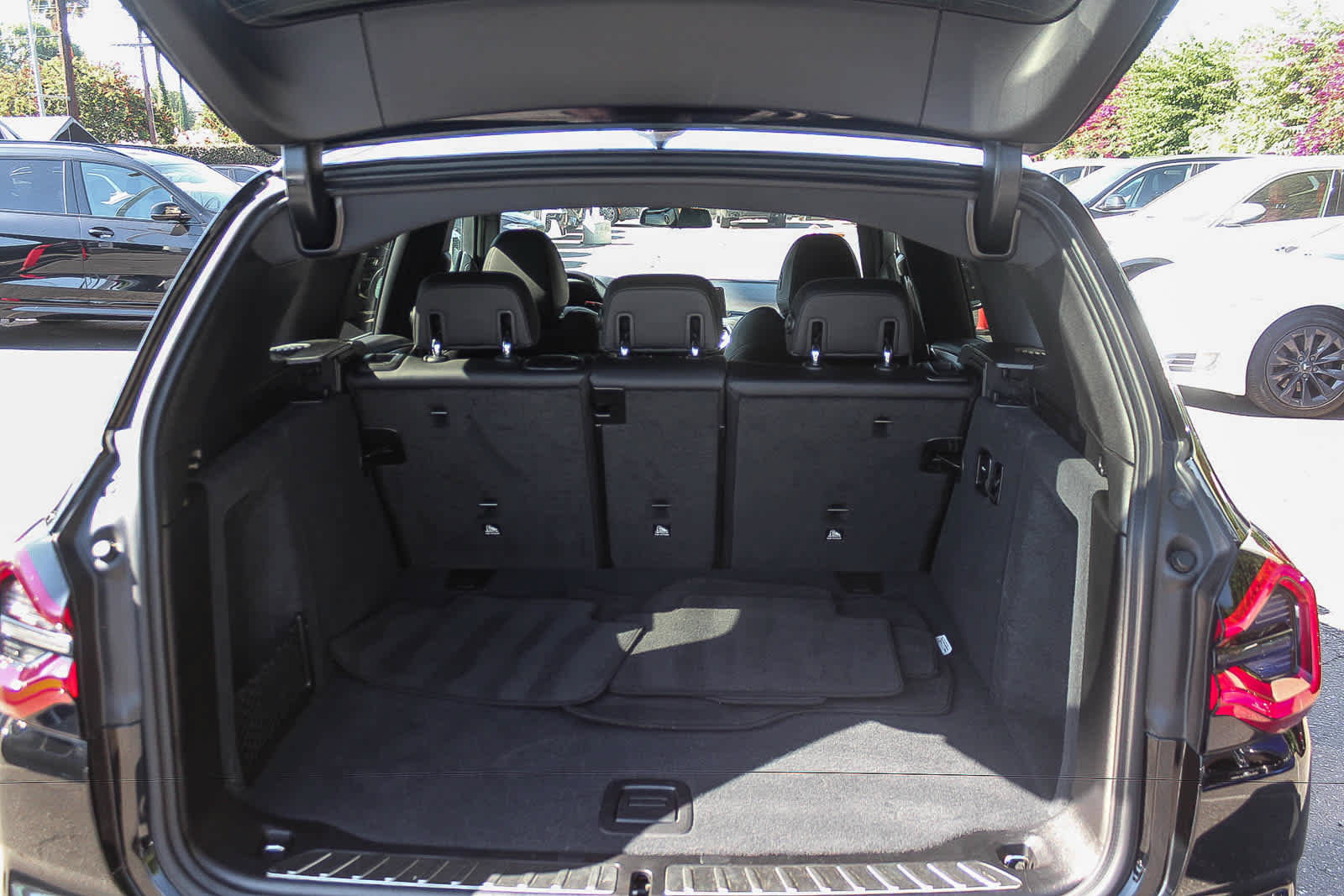 Used 2024 BMW X3 sDrive30i RWD image 25