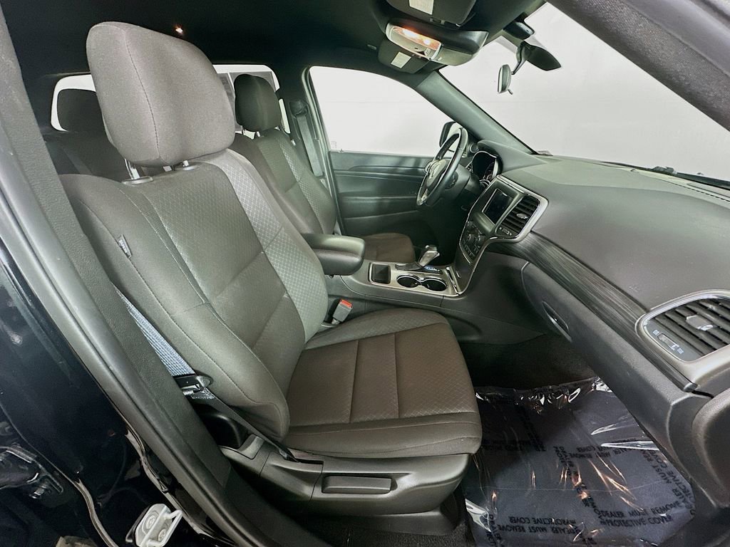 Certified 2021 Jeep Grand Cherokee Laredo image 33