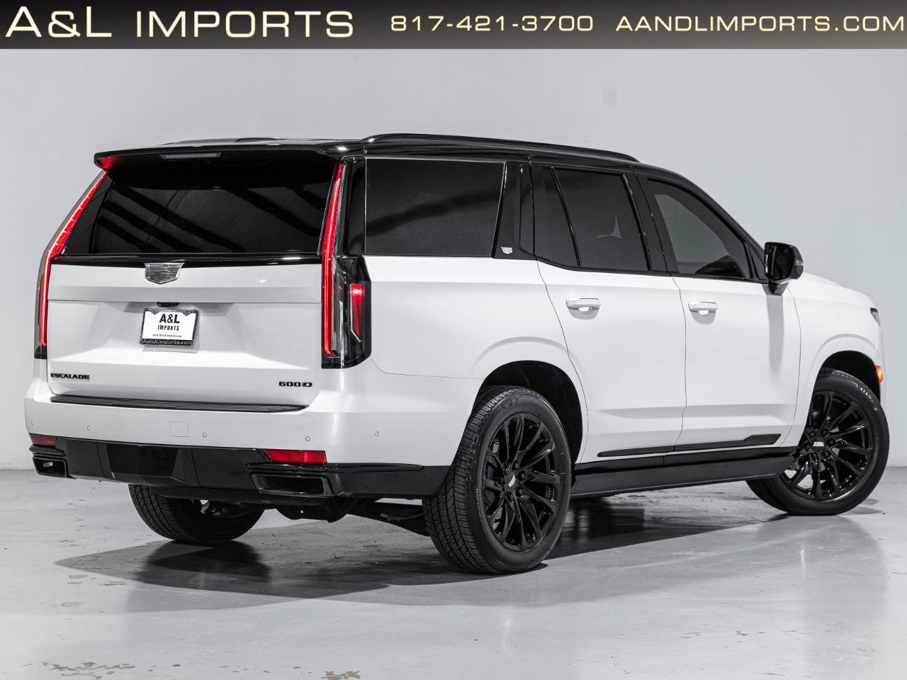 Used 2024 Cadillac Escalade Sport Platinum w/ LPO, ONYX Package AWD/4WD image 39