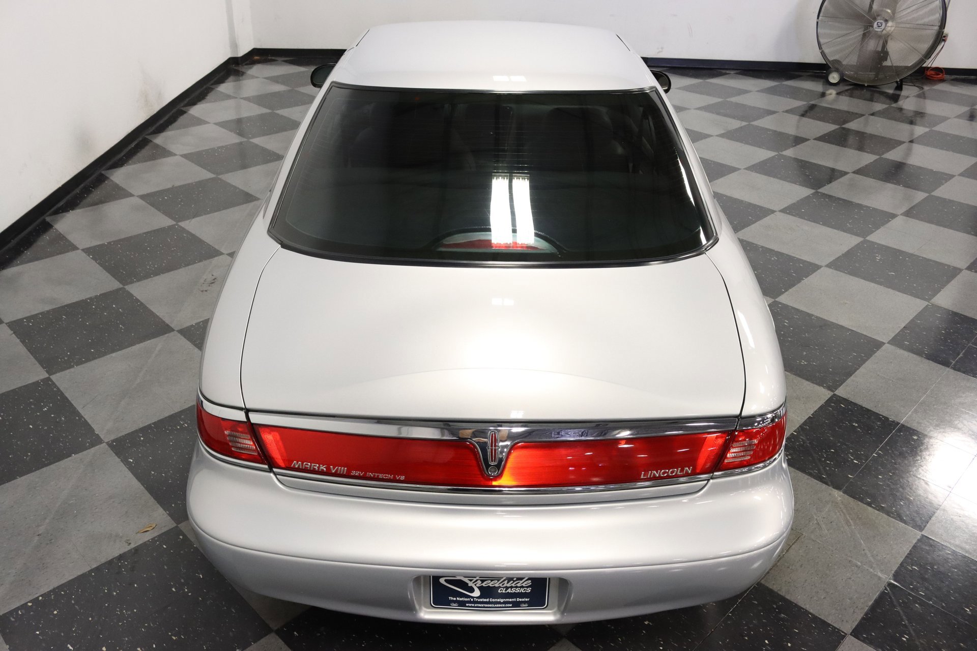 Used 1998 Lincoln Mark VIII RWD image 32