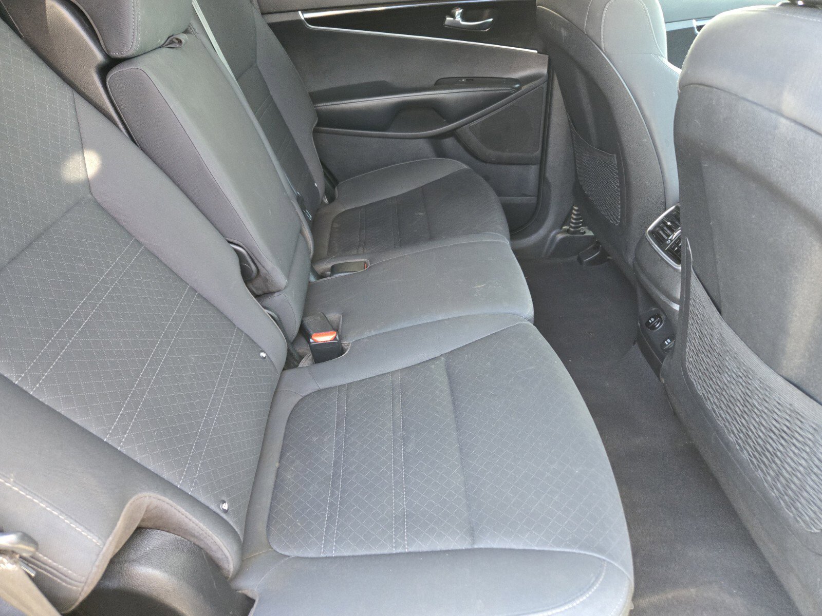 Used 2019 Kia Sorento S image 13