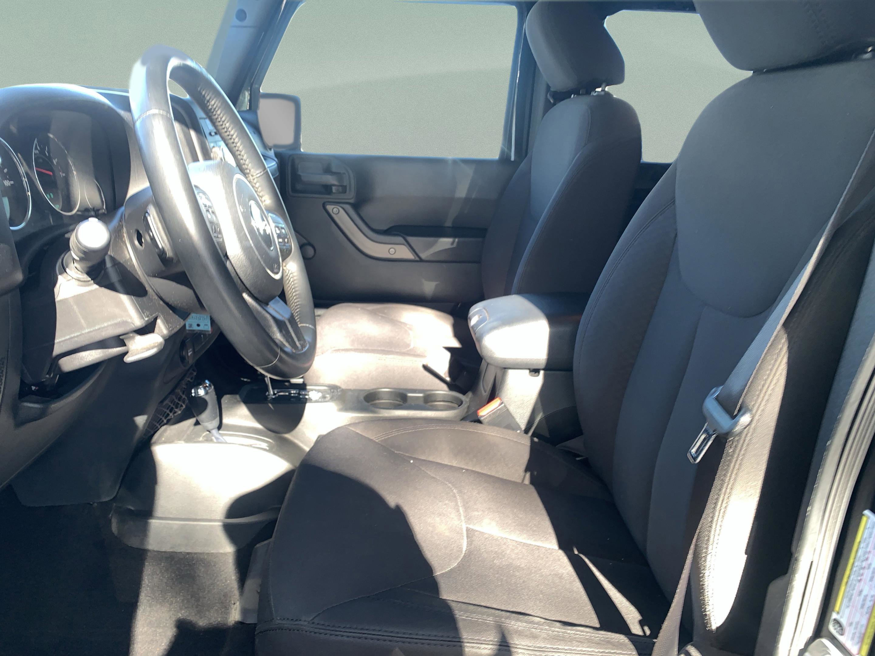 Used 2017 Jeep Wrangler Unlimited Sport w/ Connectivity Group image 24