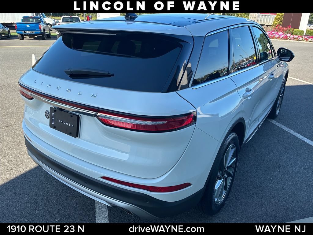 Certified 2024 Lincoln Corsair AWD w/ Equipment Group 101A image 8