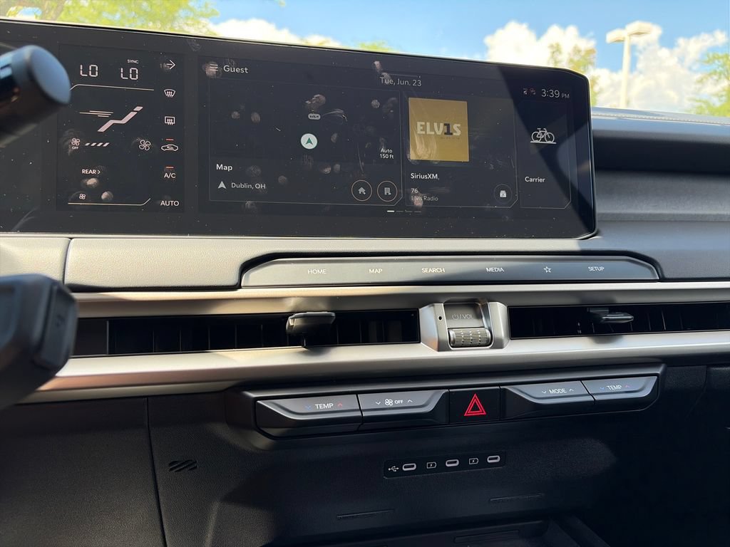 Used 2027 Kia Telluride LX FWD image 19