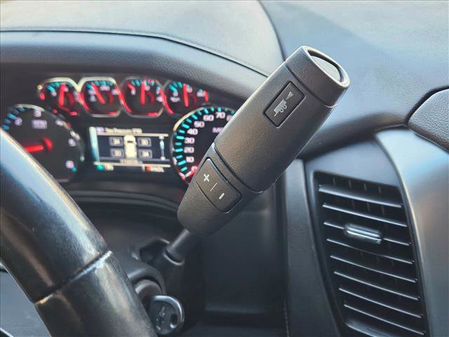 Used 2020 Chevrolet Suburban LT image 12