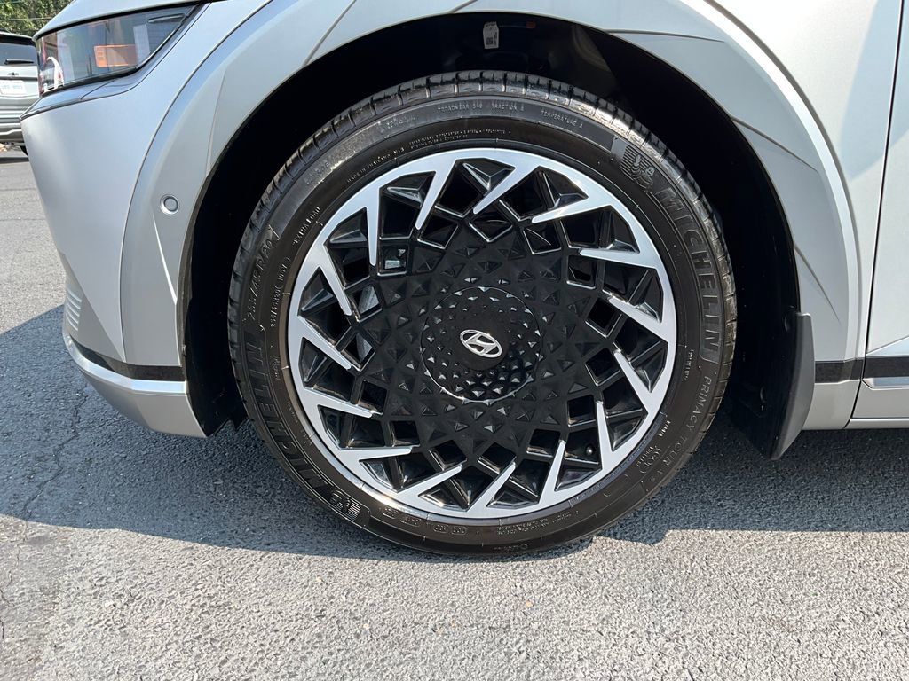 Used 2024 Hyundai Ioniq 5 Limited image 49