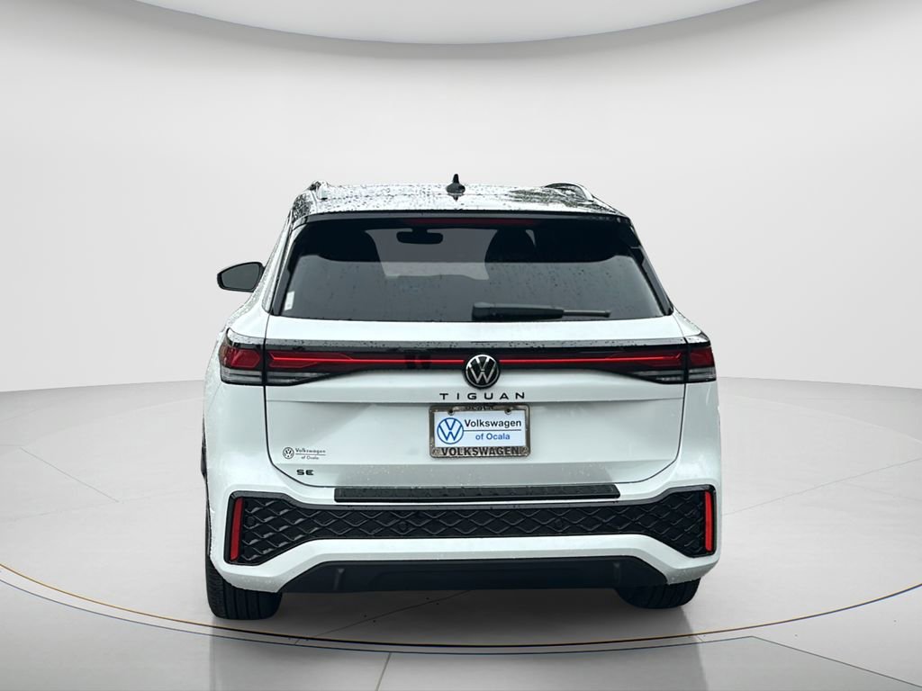 New 2026 Volkswagen Tiguan SE R-Line image 5