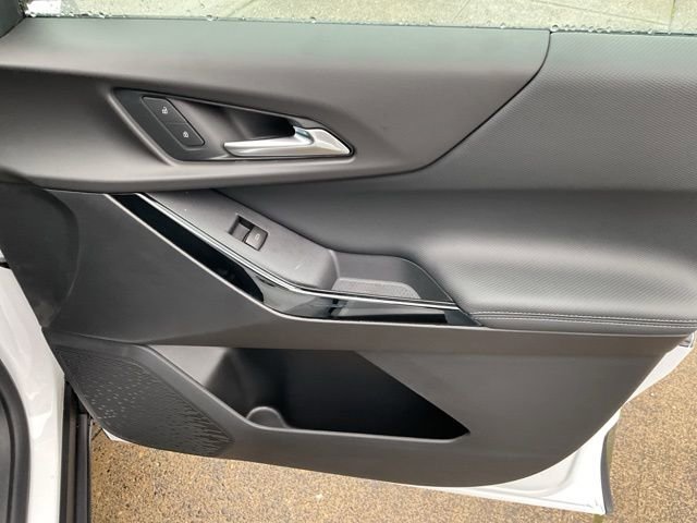 New 2026 Chevrolet Equinox LT image 30