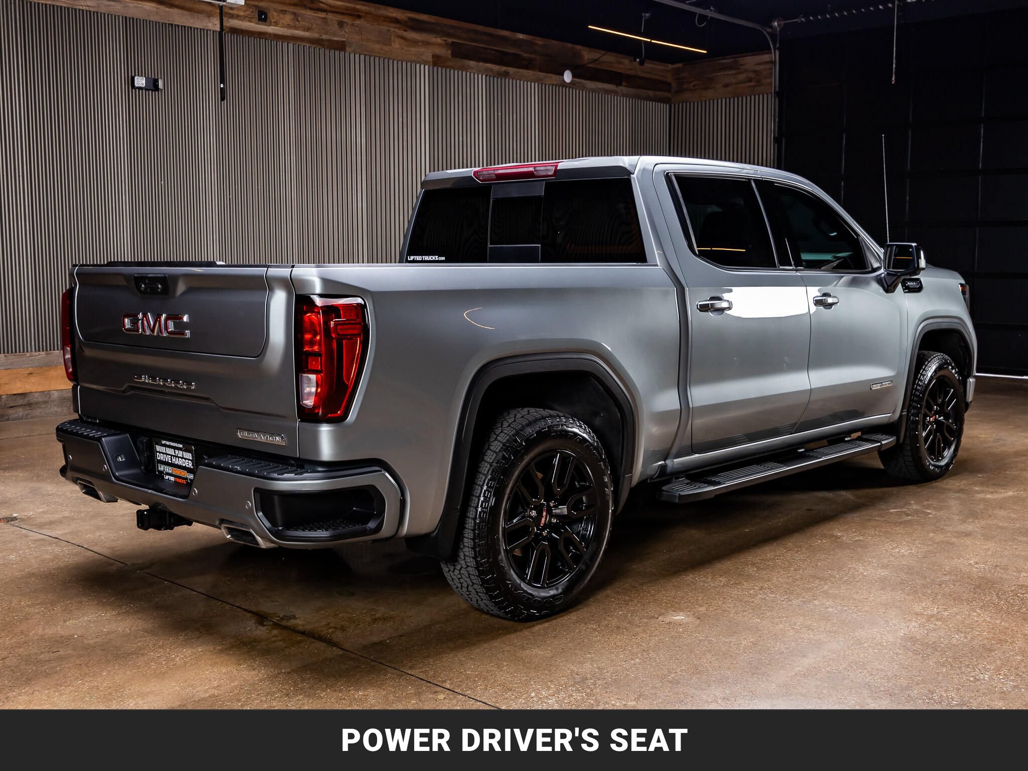 Used 2023 GMC Sierra 1500 Elevation w/ Elevation Premium Package AWD/4WD image 9