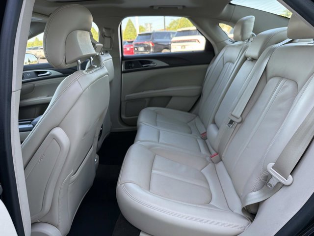Used 2019 Lincoln MKZ Reserve AWD/4WD image 16