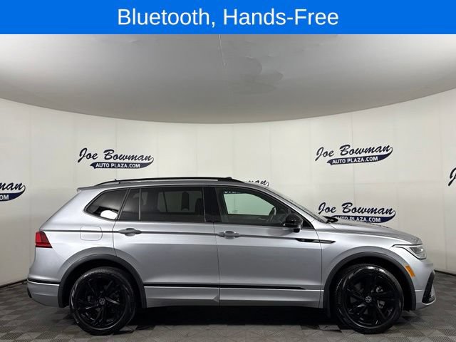 Used 2023 Volkswagen Tiguan SE R-Line FWD image 6