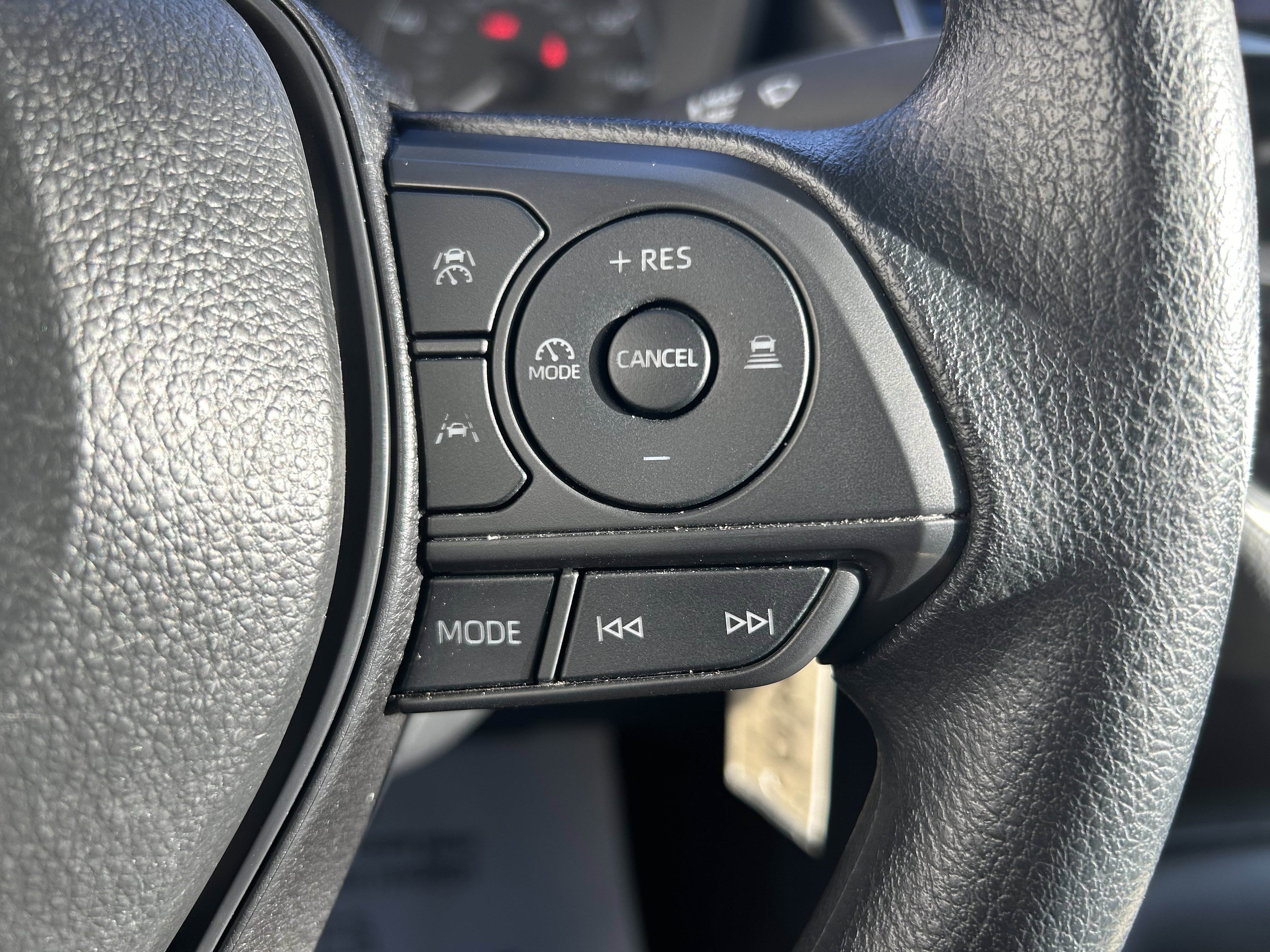 Certified 2025 Toyota Corolla LE image 22