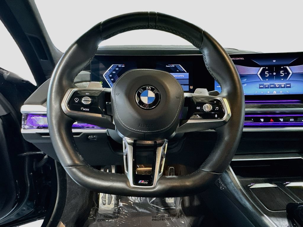 Used 2024 BMW 740i w/ Premium Package RWD image 11