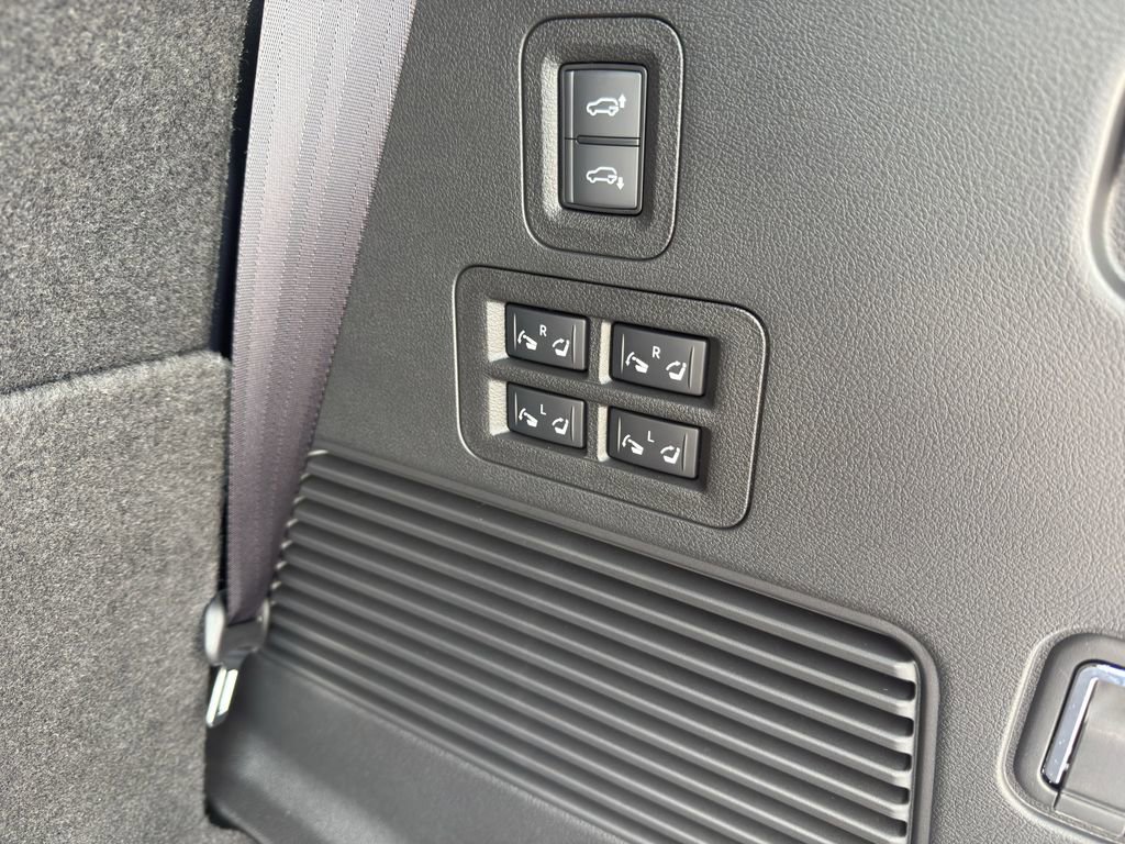 New 2026 INFINITI QX80 4WD w/ Sport Exterior Package image 14