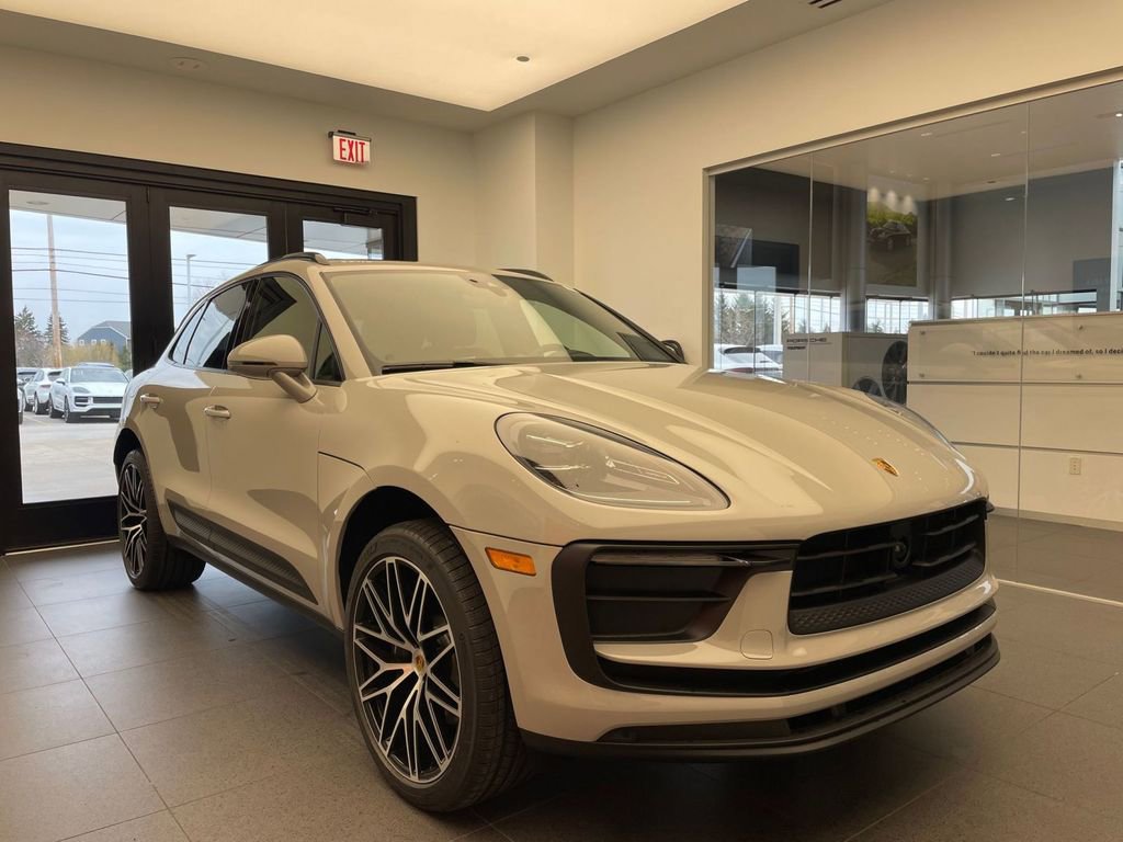 New 2026 Porsche Macan AWD/4WD image 28