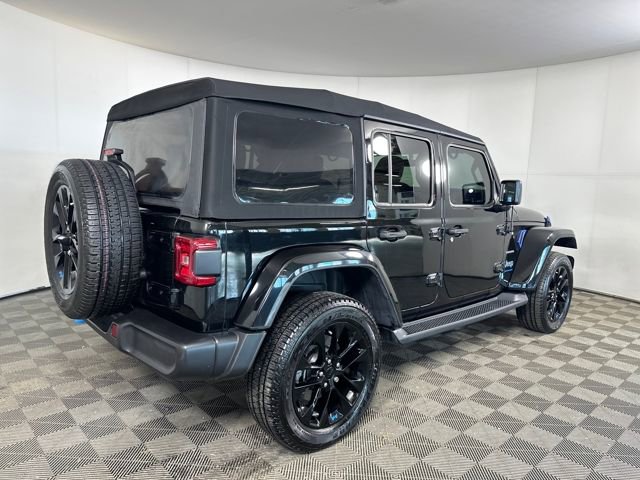 Used 2023 Jeep Wrangler Unlimited Sahara w/ Cold Weather Group image 3