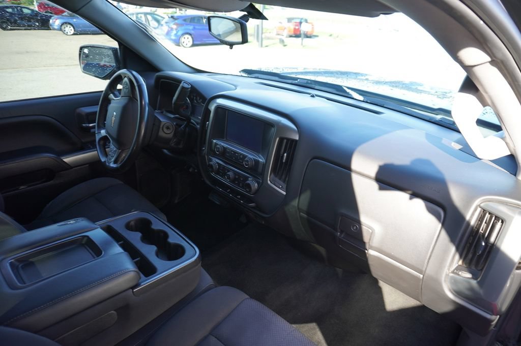 Used 2018 Chevrolet Silverado 1500 LT w/ All Star Edition AWD/4WD image 8