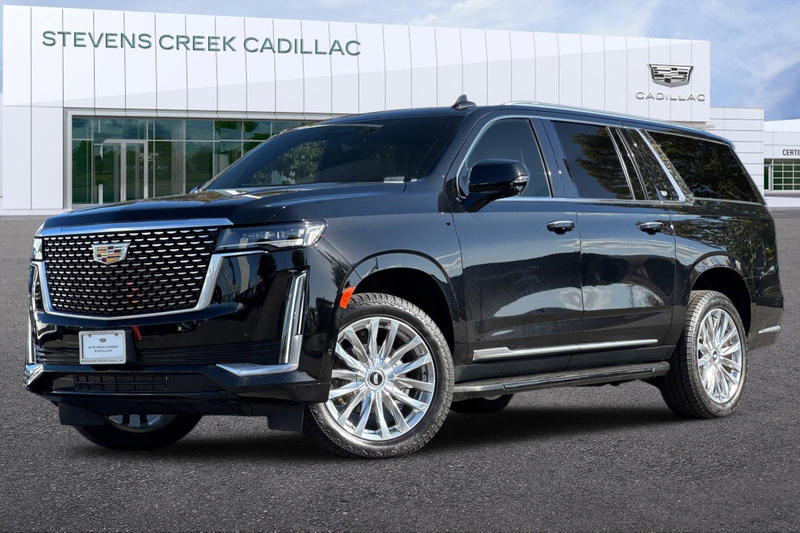 Used 2023 Cadillac Escalade ESV Premium Luxury image 7