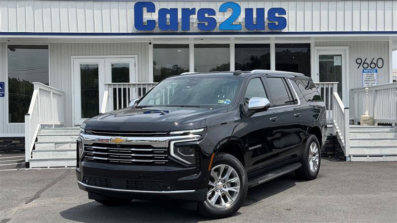 Used 2026 Chevrolet Suburban Premier RWD image 2