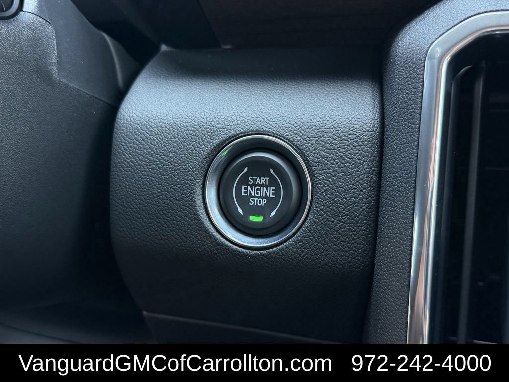 New 2026 GMC Acadia Denali Ultimate w/ LPO, Floor Liner Package AWD/4WD image 19