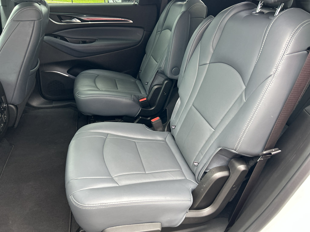 Used 2024 Buick Enclave Premium AWD/4WD image 24