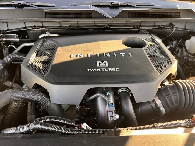 Certified 2025 INFINITI QX80 Luxe image 31