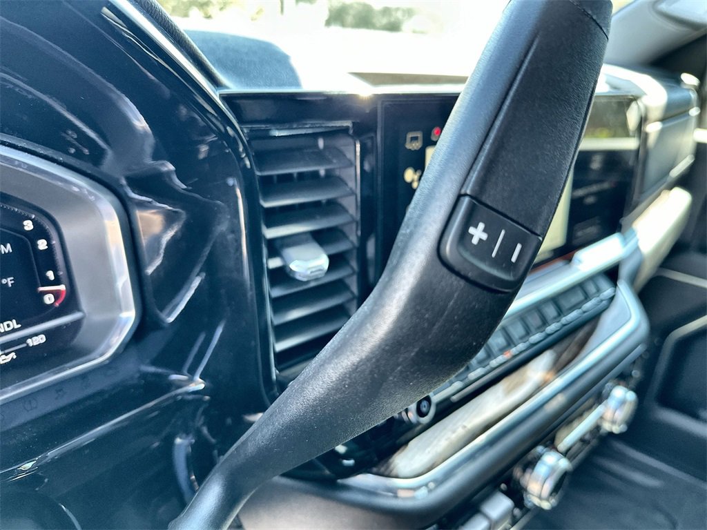 Used 2024 GMC Sierra 3500 SLE w/ SLE Value Package image 26