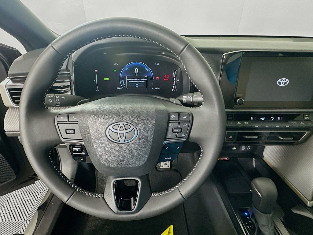 Certified 2025 Toyota Camry SE image 11