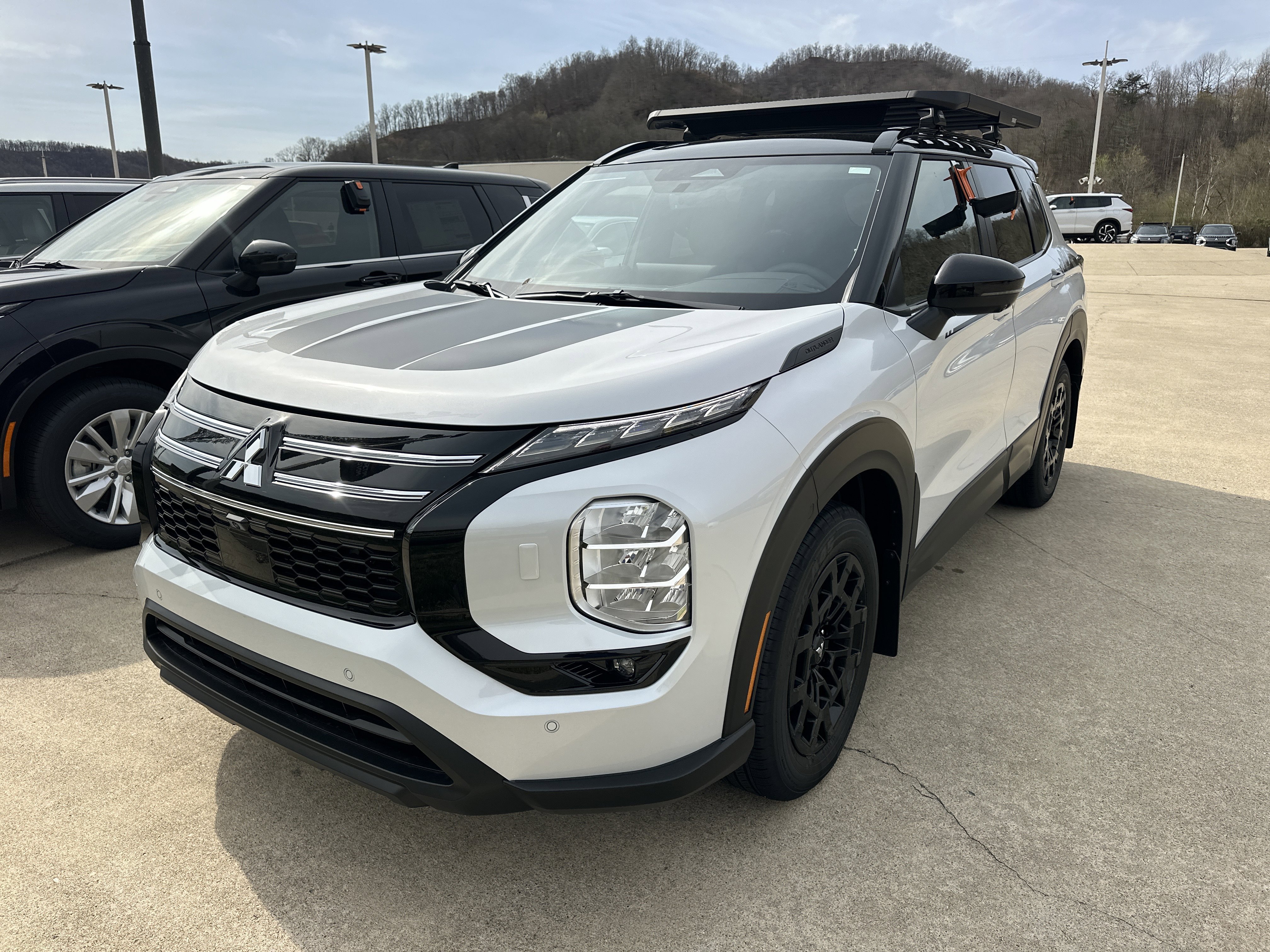 New 2026 Mitsubishi Outlander Trail Edition AWD/4WD image 6
