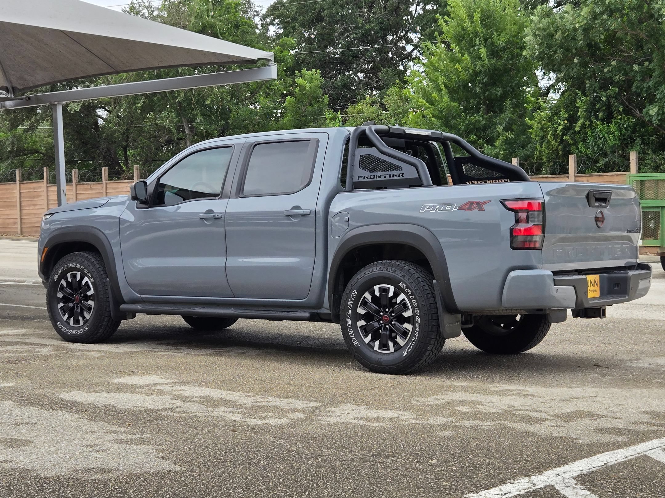 Used 2023 Nissan Frontier PRO-4X w/ Pro Convenience Package AWD/4WD image 6