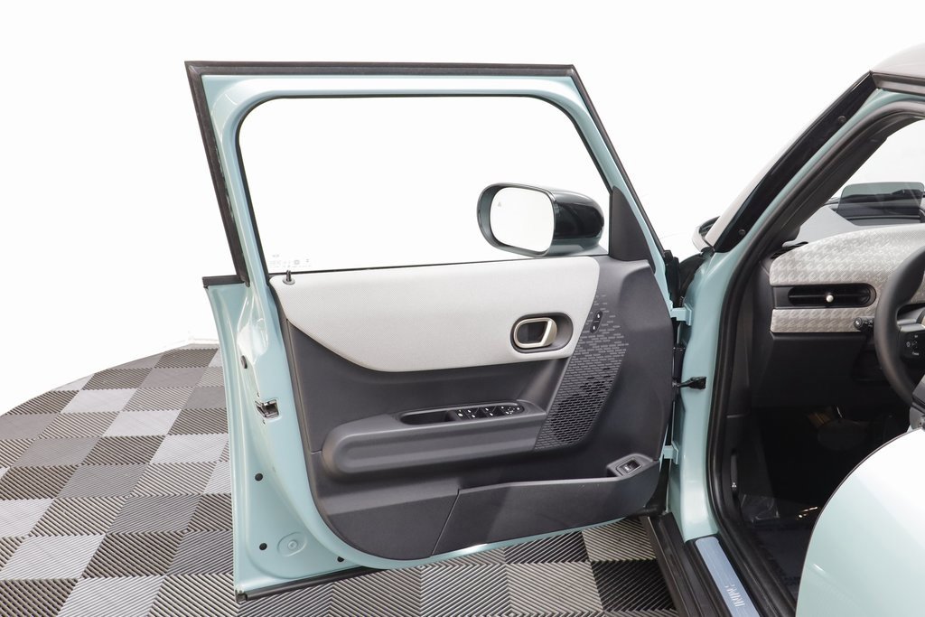 Certified 2025 MINI Cooper S image 5