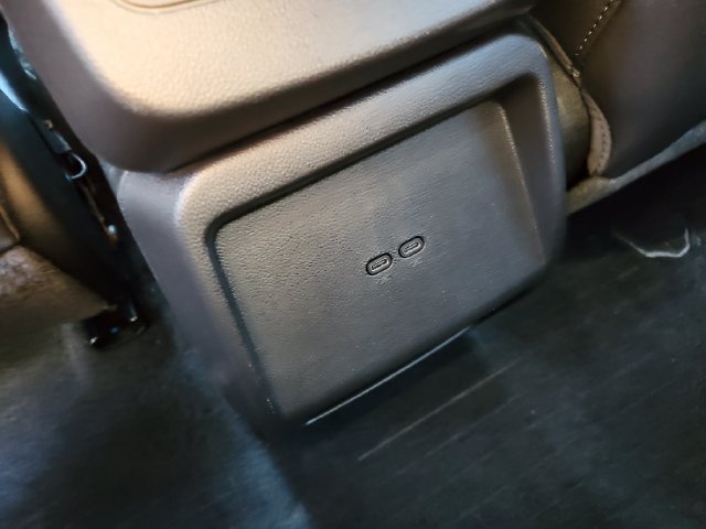 Certified 2024 Chevrolet Equinox EV LT FWD image 15
