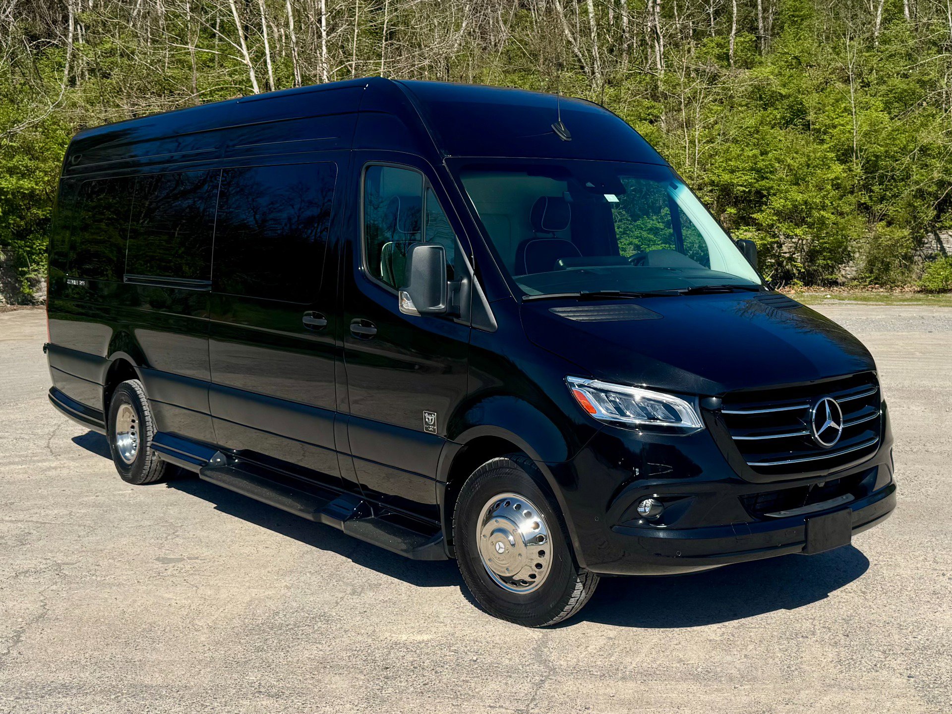 Used 2024 Mercedes-Benz Sprinter 3500 image 1