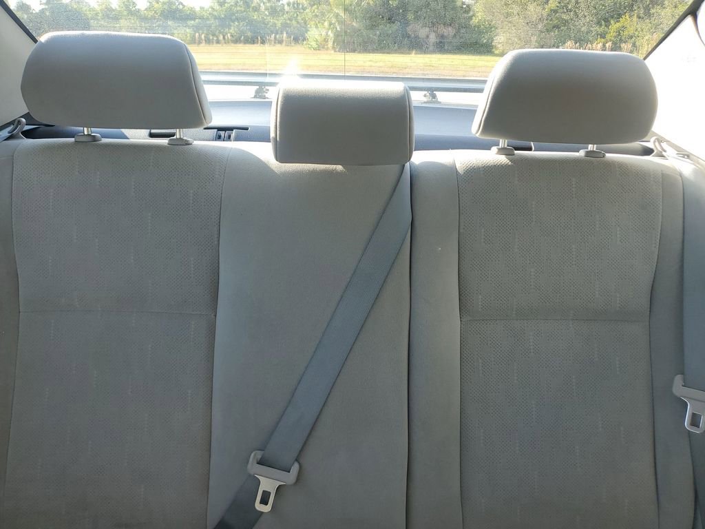 Used 2013 Toyota Corolla L image 13