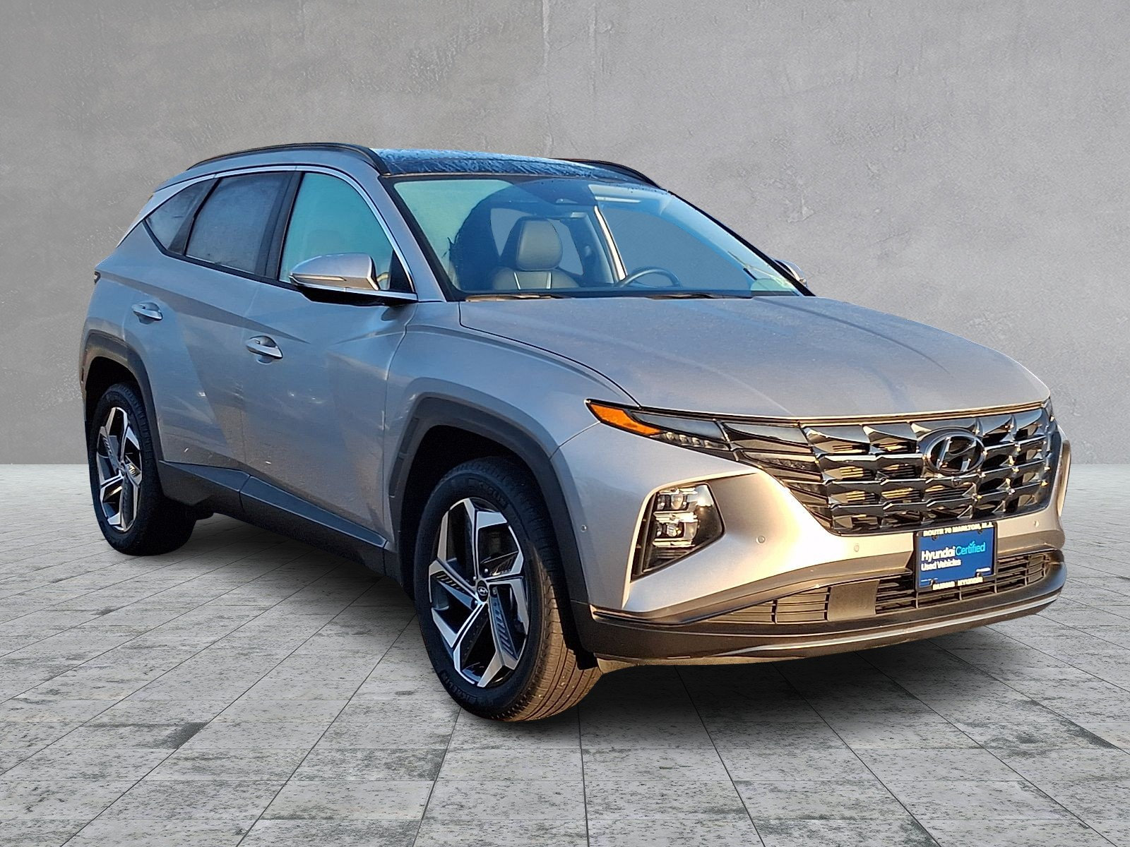 Certified 2023 Hyundai Tucson Limited AWD/4WD image 3