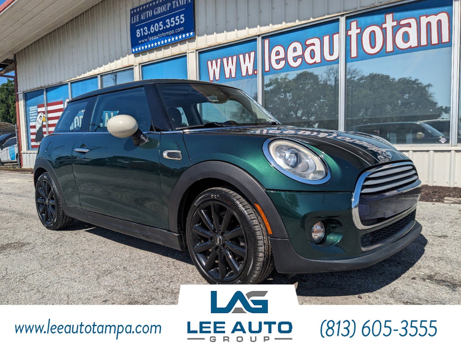 Used 2015 MINI Cooper 2-Door Hardtop image 1