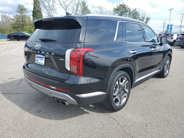 Used 2023 Hyundai Palisade Limited image 4