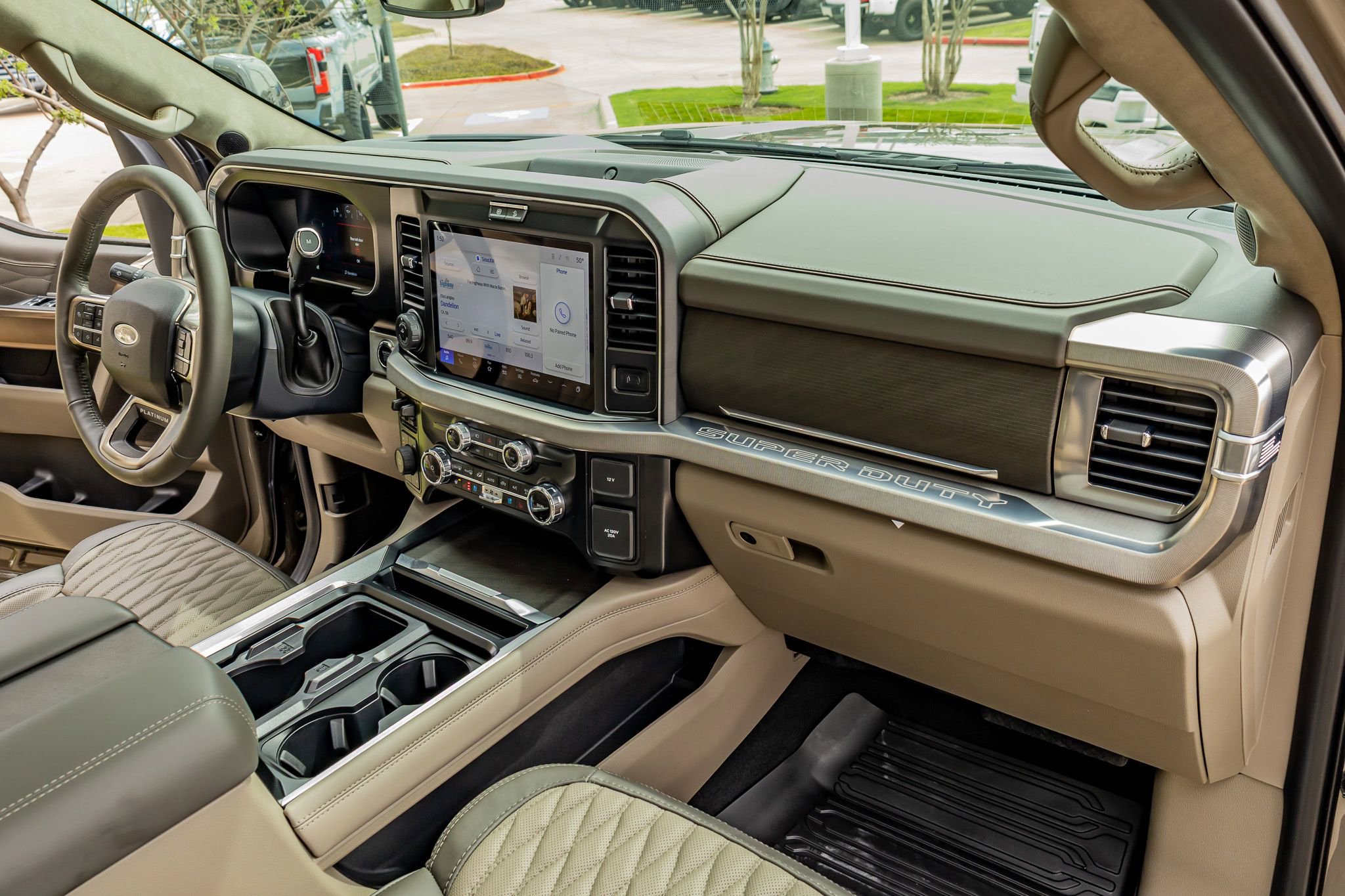 Used 2026 Ford F450 Platinum w/ Platinum Plus Package image 18